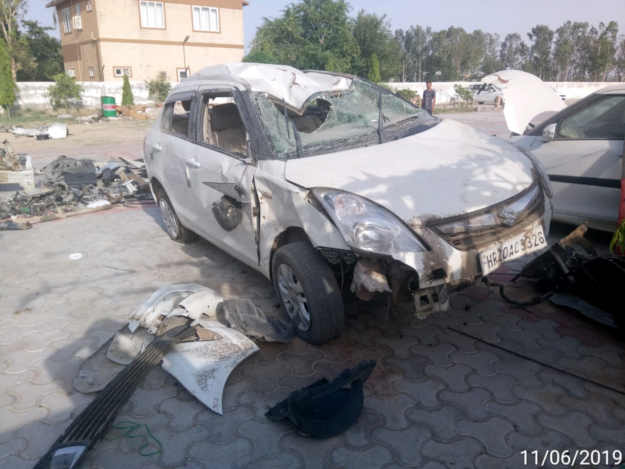 SWIFT-DZIRE-ZDI 2014 picture 5