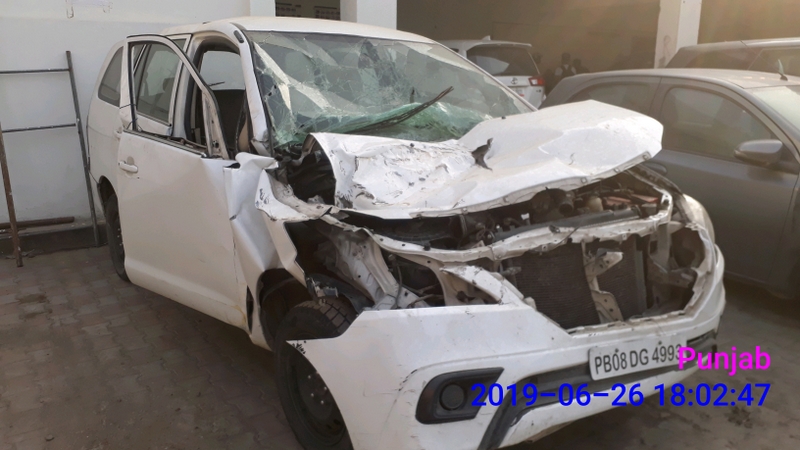INNOVA-E-DIESEL 2005 picture 9
