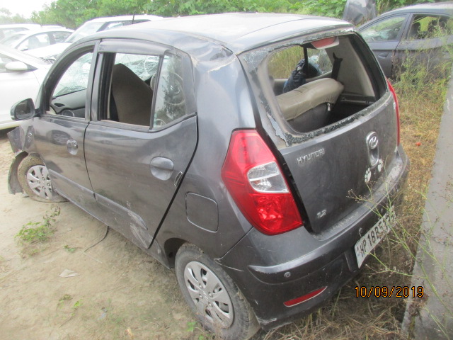 I10-MAGNA 2013 picture 2