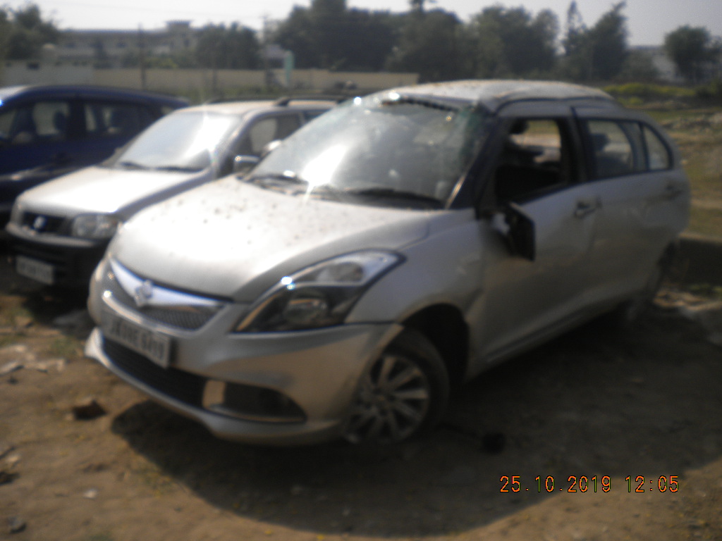 SWIFT-DZIRE-ZXI 2015 picture 1
