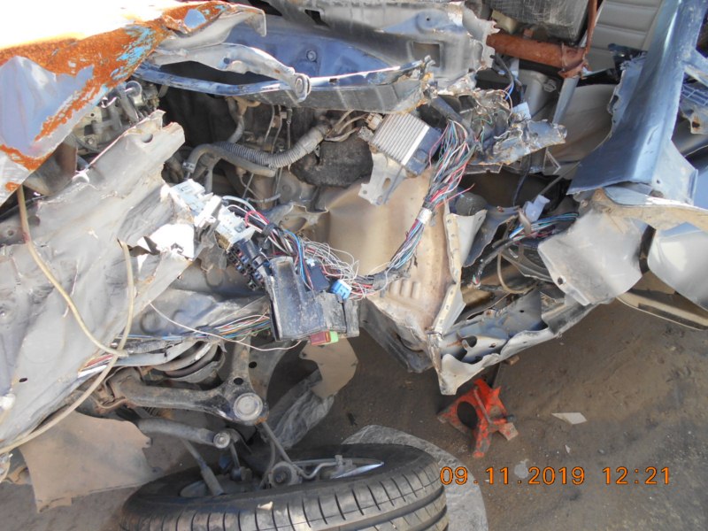INNOVA-V-DIESEL 2012 picture 5