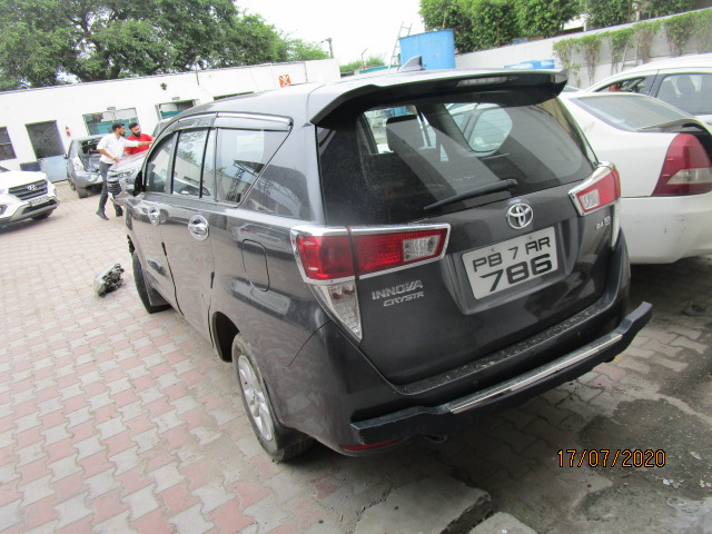 INNOVA 2016 picture 2