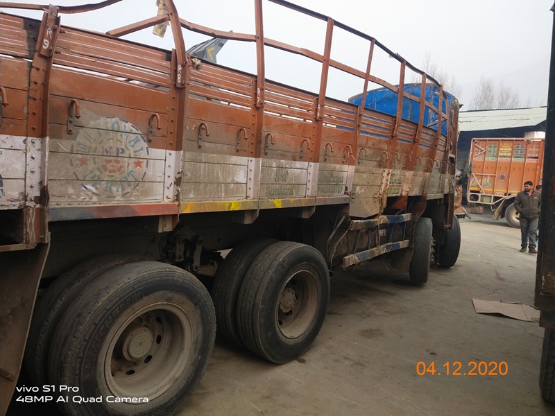 ASHOK-LEYLAND 2015 picture 9