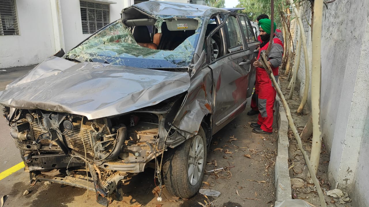 INNOVA-G4-DIESEL 2018 picture 6