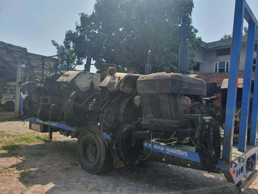 TRACTOR 2013 picture 10