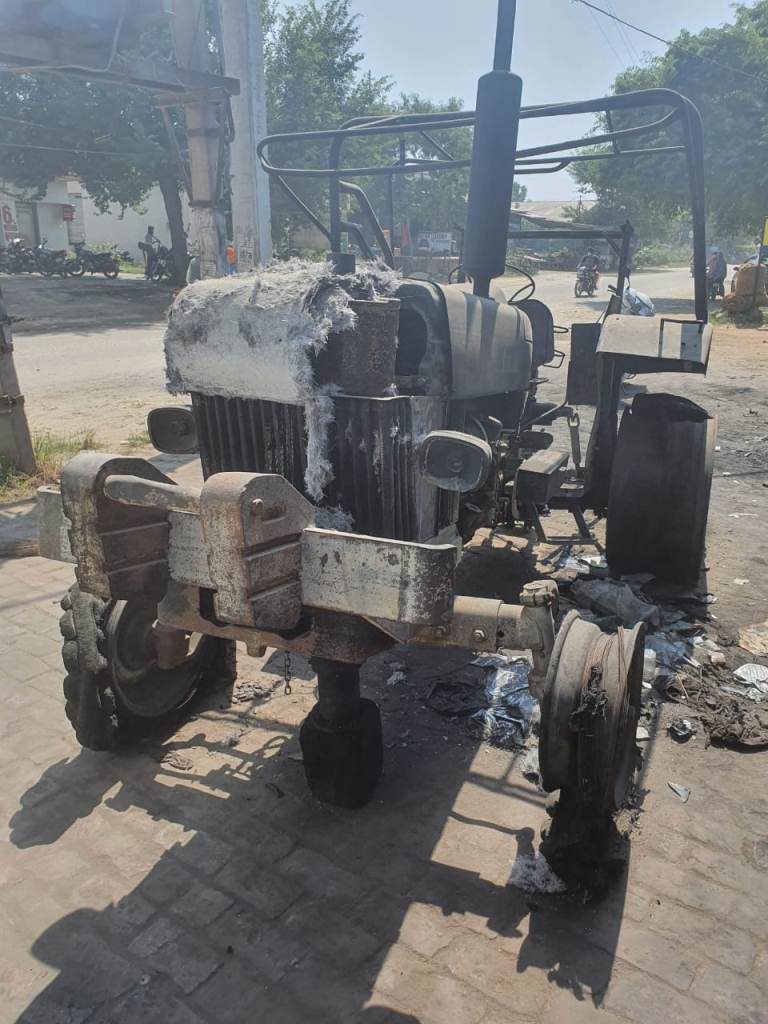 TRACTOR 2013 picture 5