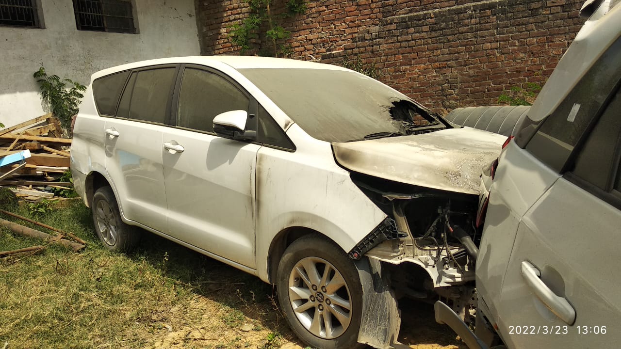INNOVA-E-DIESEL 2019 picture 1