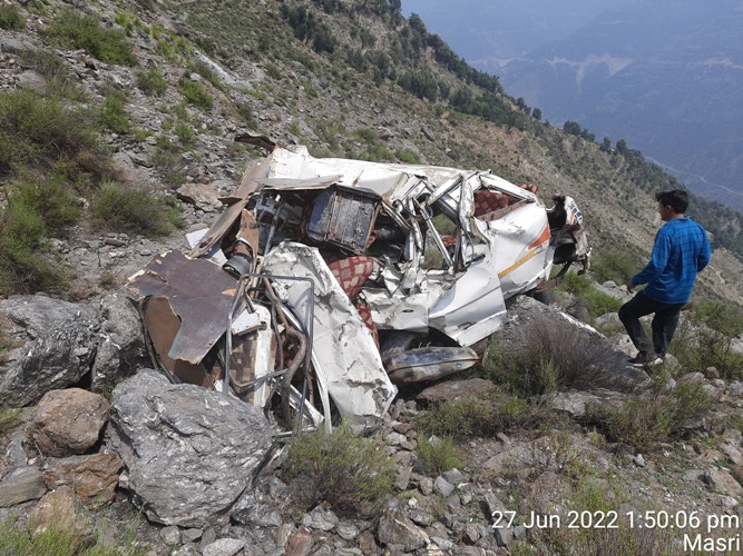 TEMPO-TRAVELLER 2010 picture 7