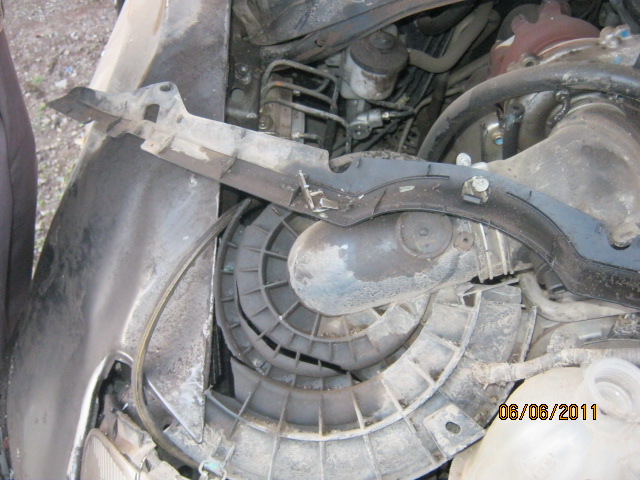 INNOVA-V-DIESEL 2009 picture 6