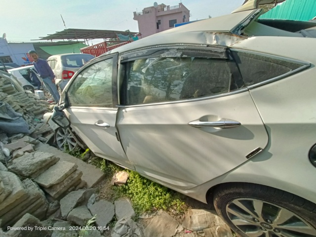VERNA-1.6I 2015 picture 5