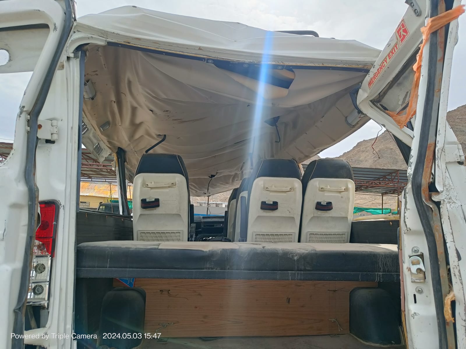 TEMPO-TRAVELLER 2023 picture 9