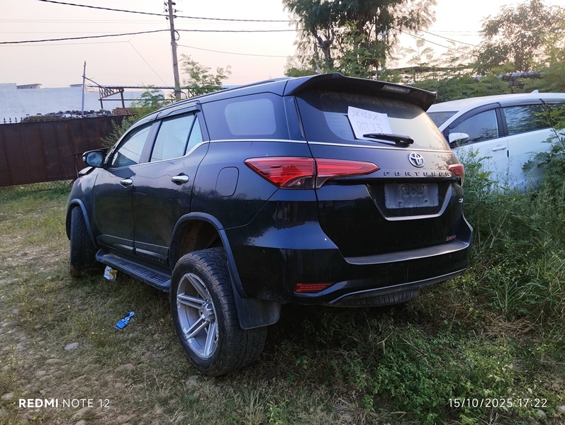 FORTUNER-3.0MT 2017 picture 5