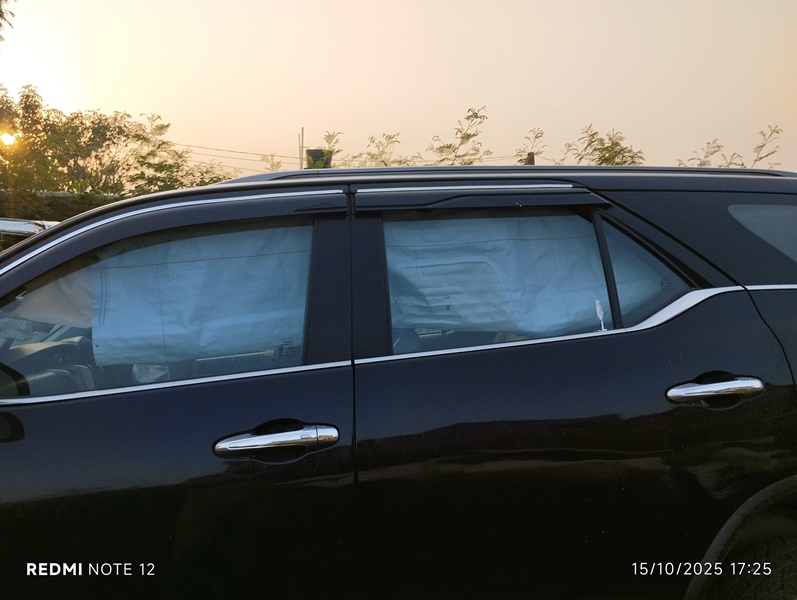 FORTUNER-3.0MT 2017 picture 9