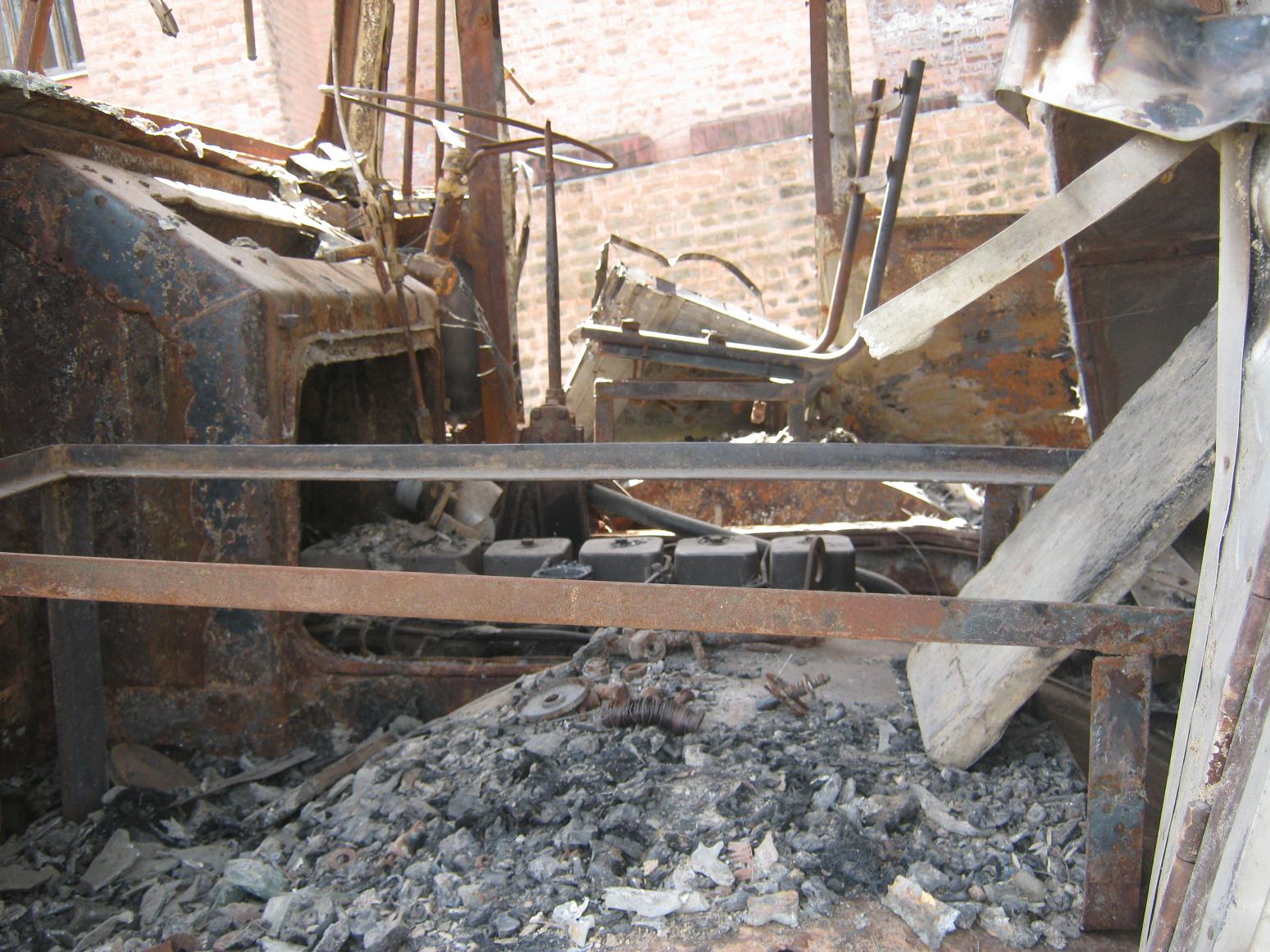 2515EX 2004 picture 5