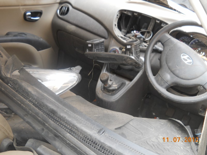 I10-MAGNA 2010 picture 8