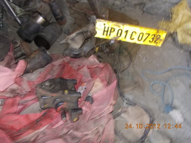 MAHINDRA 2011 picture 5