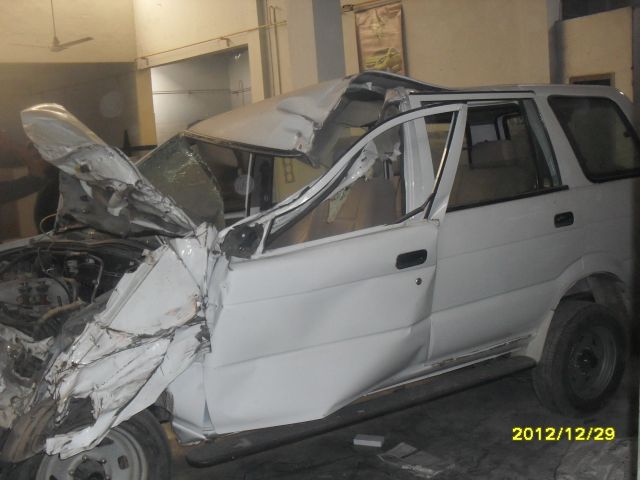 TAVERA-B1 2010 picture 4