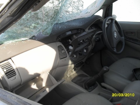 INNOVA-G4-DIESEL 2009 picture 3