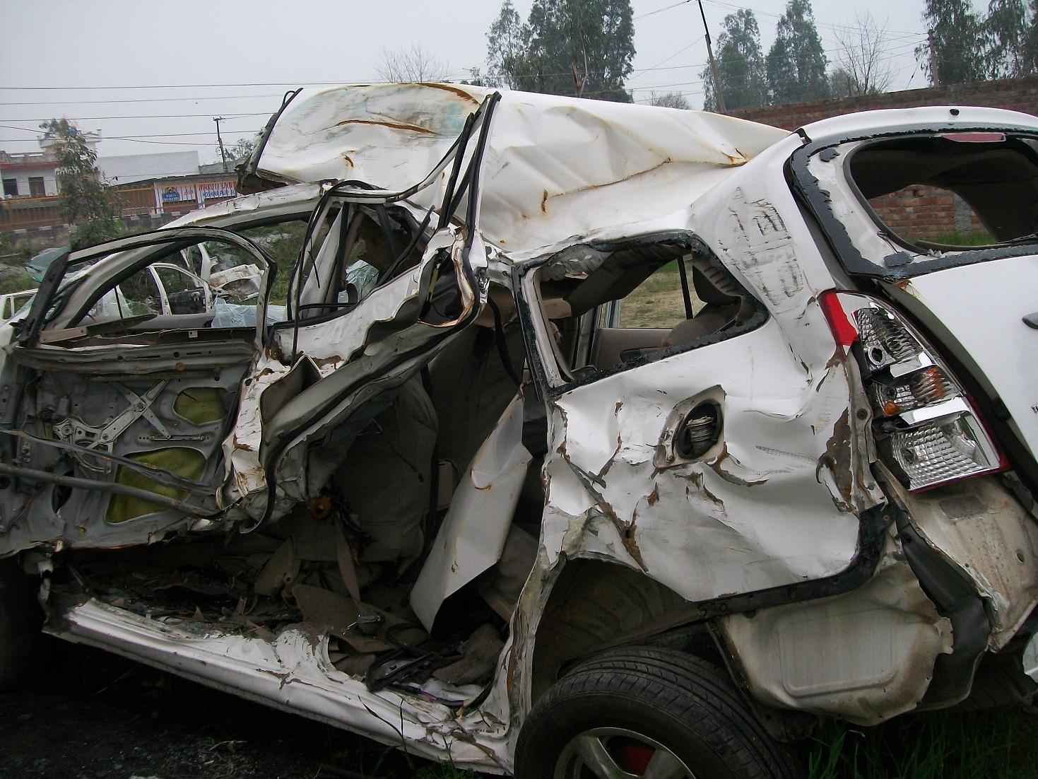 INNOVA-G1-DIESEL 2008 picture 1