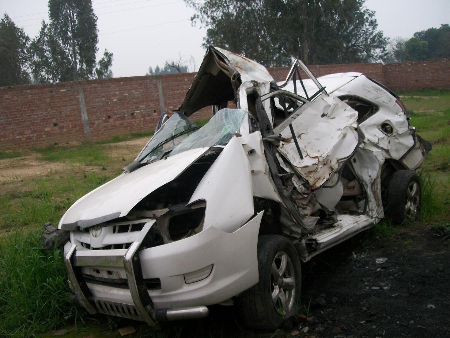INNOVA-G1-DIESEL 2008 picture 5