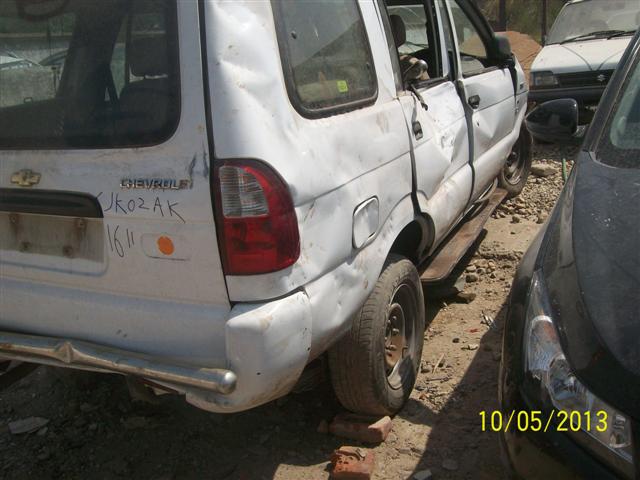 TAVERA-B2 2008 picture 2