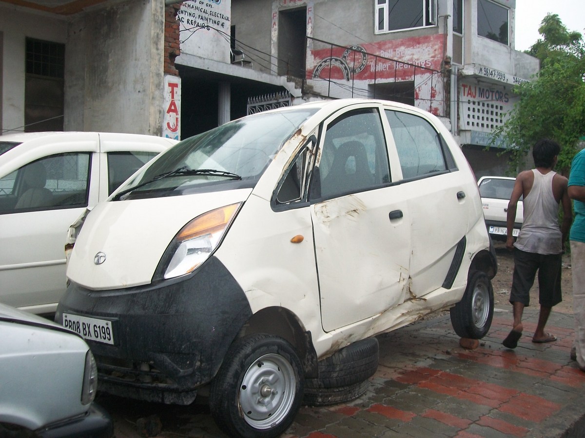 NANO 2011 picture 1