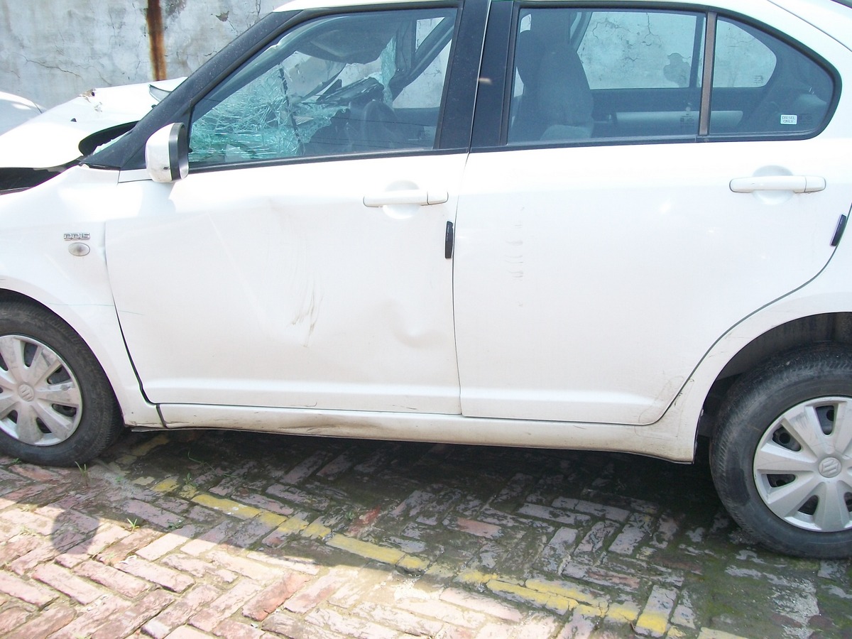 SWIFT-DZIRE-VDI 2011 picture 2