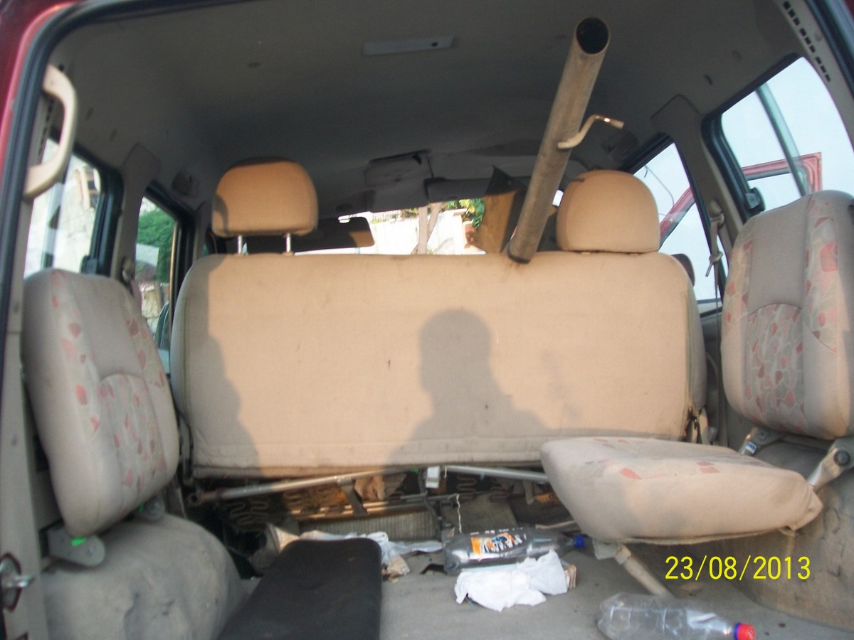 SCORPIO 2005 picture 2