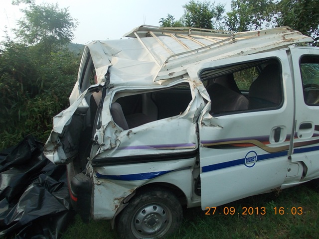 EECO-5-SEATER 2010 picture 4