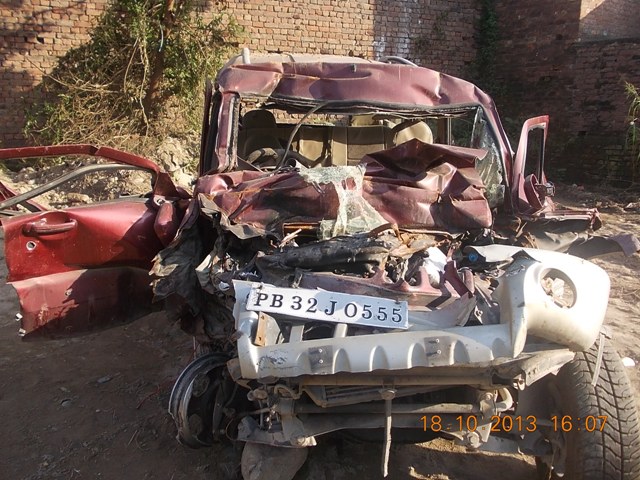 SCORPIO 2005 picture 6