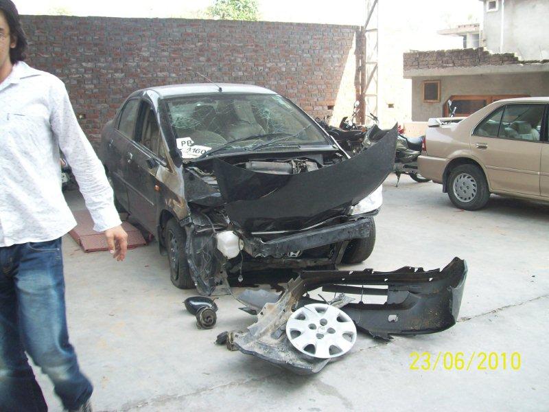 CITY 2004 picture 6