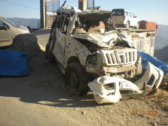 SCORPIO 2011 picture 8