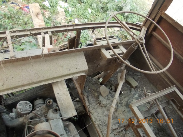 ASHOK-LEYLAND 2005 picture 4