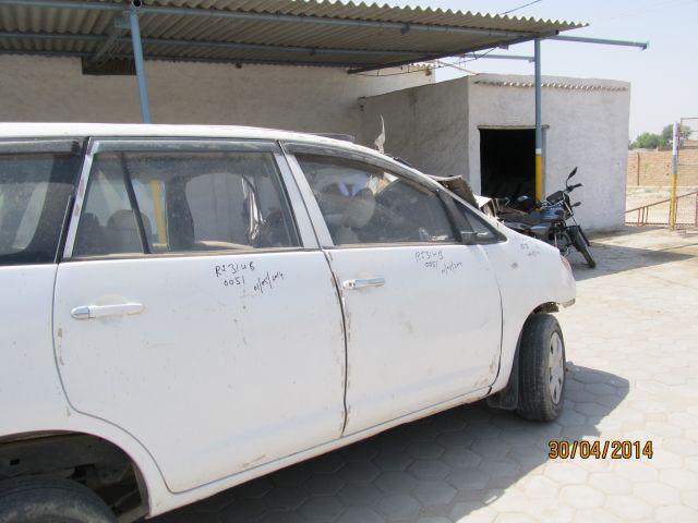 INNOVA 2006 picture 2