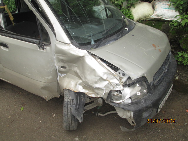 WAGON-RLX 2005 picture 2