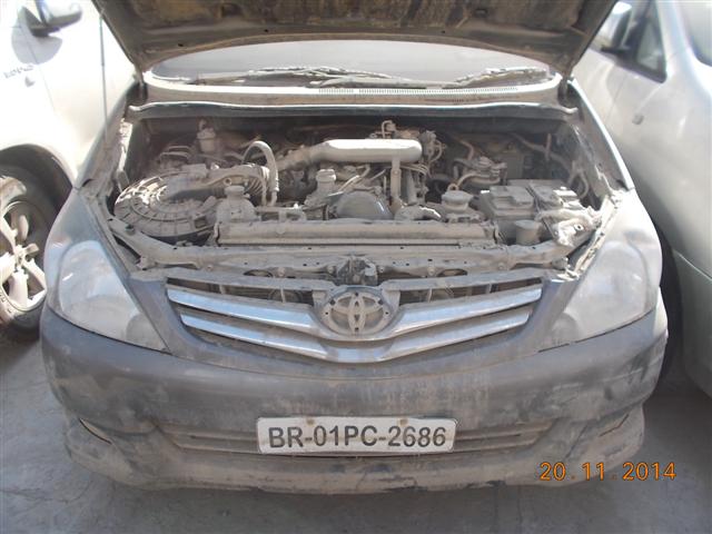 INNOVA 2010 picture 3