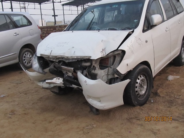 INNOVA 2010 picture 8