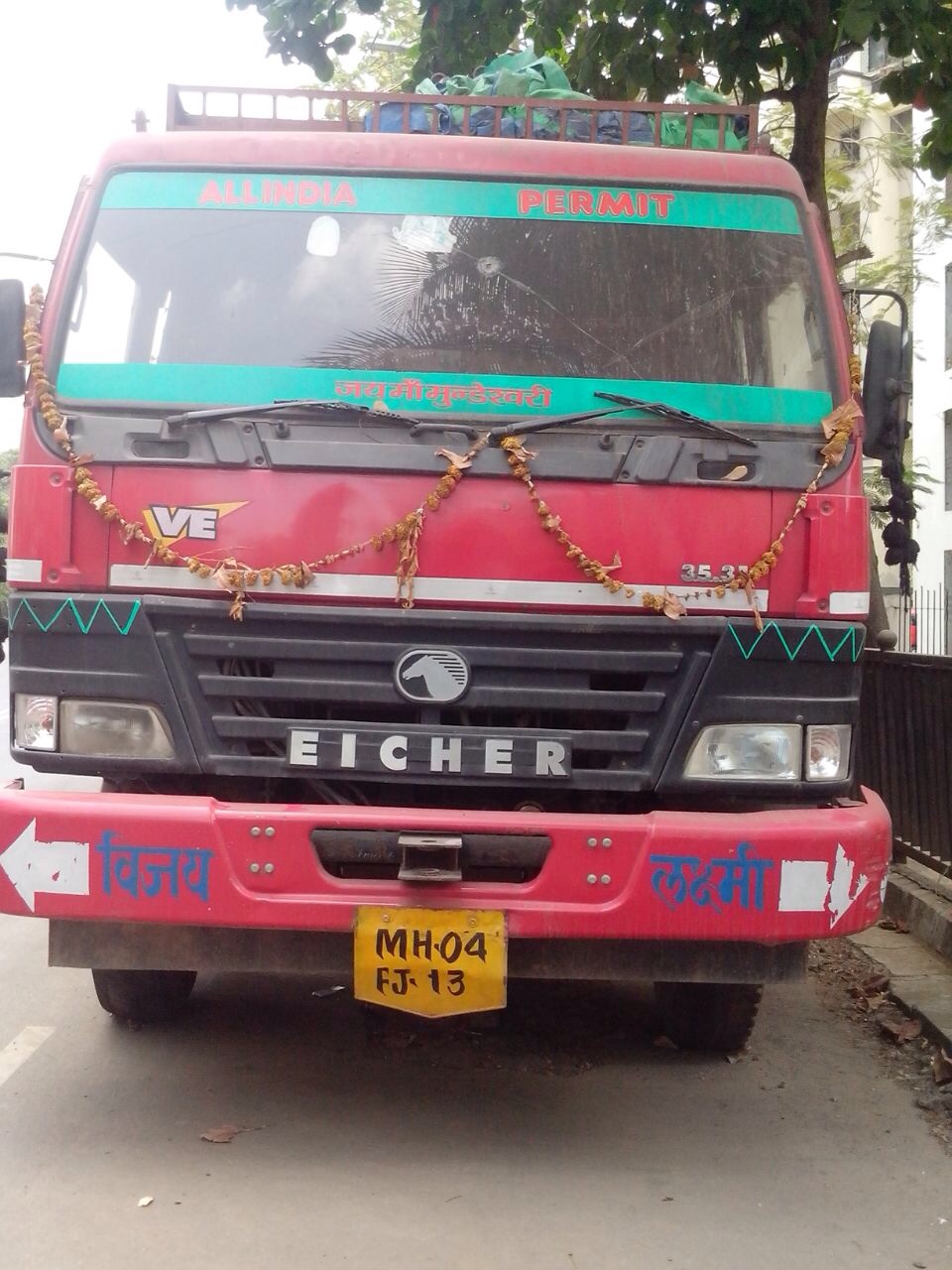 EICHER 2011 picture 2