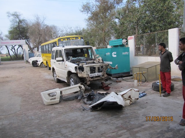 SCORPIO 2012 picture 8