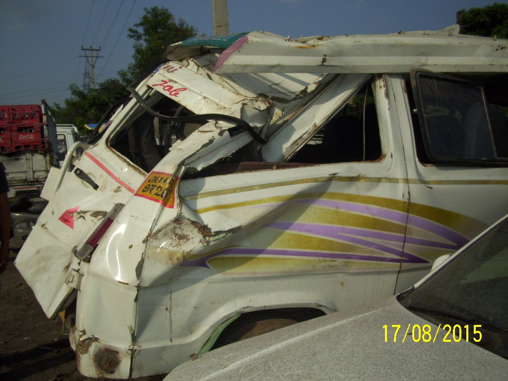 TEMPO-TRAVELLER 2008 picture 9