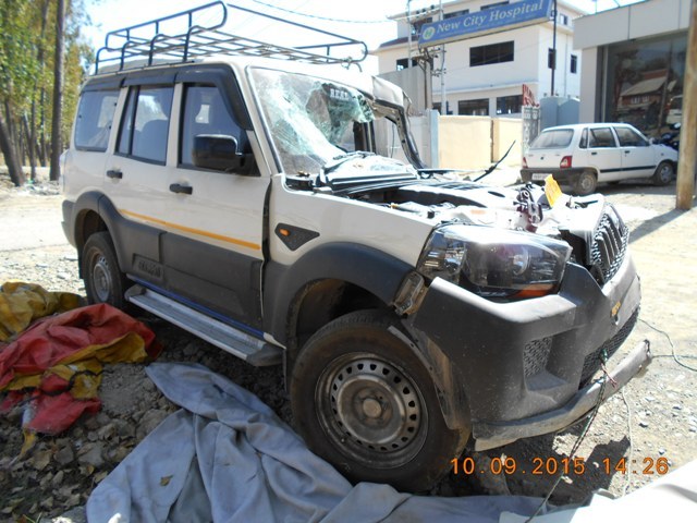 SCORPIO 2015 picture 10