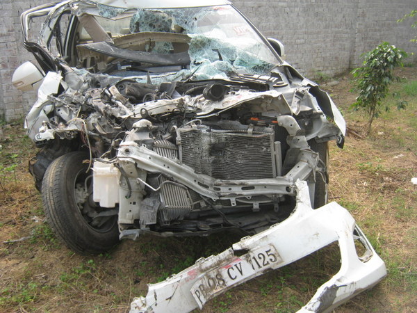 SWIFT-DZIRE-VDI 2014 picture 4