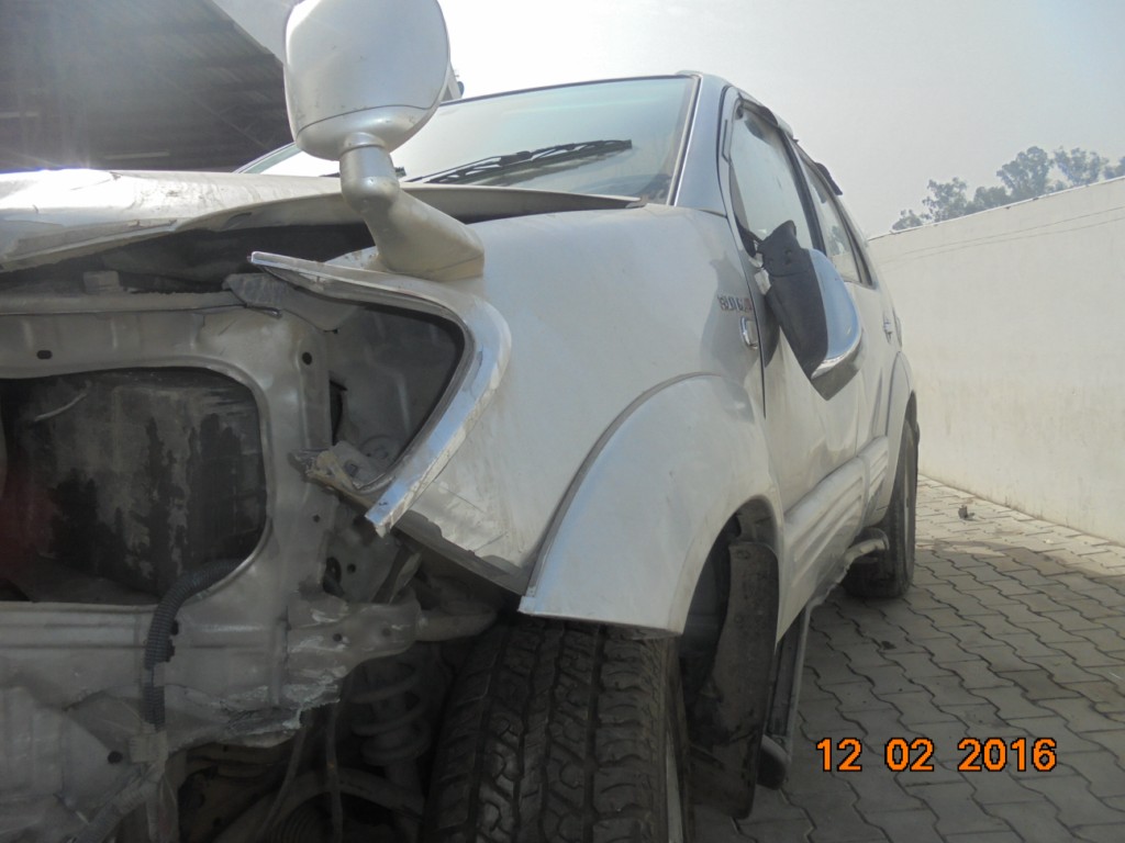 FORTUNER-3.0MT 2009 picture 7