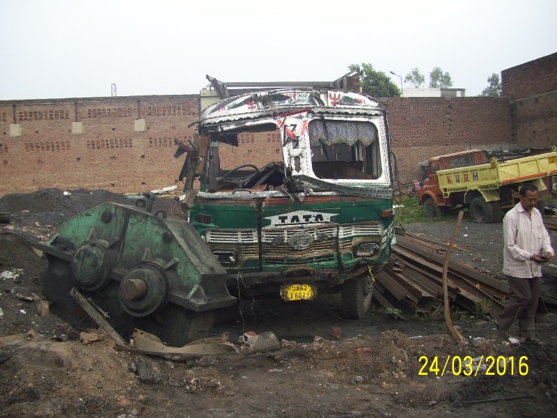 1613TC 1996 picture 1