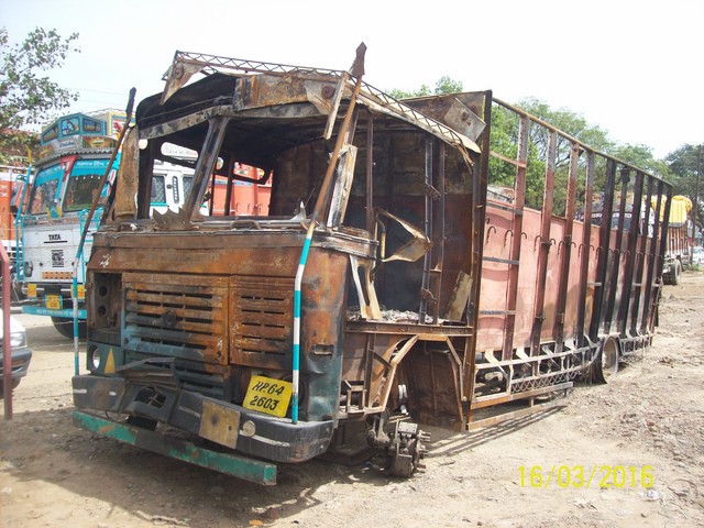 ASHOK-LEYLAND 2010 picture 8
