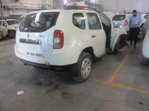 DUSTER 2013 picture 9