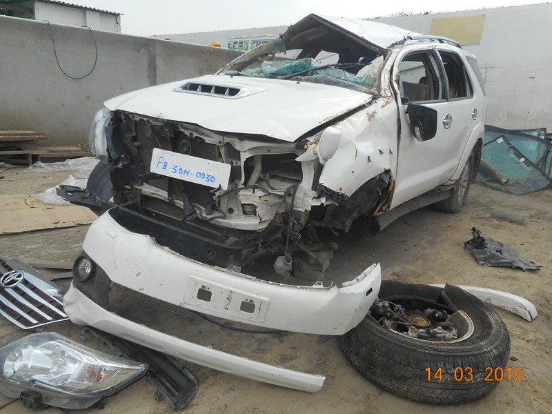 FORTUNER-3.0MT 2014 picture 10