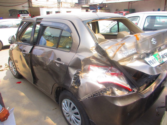 SWIFT-DZIRE-VDI 2015 picture 4
