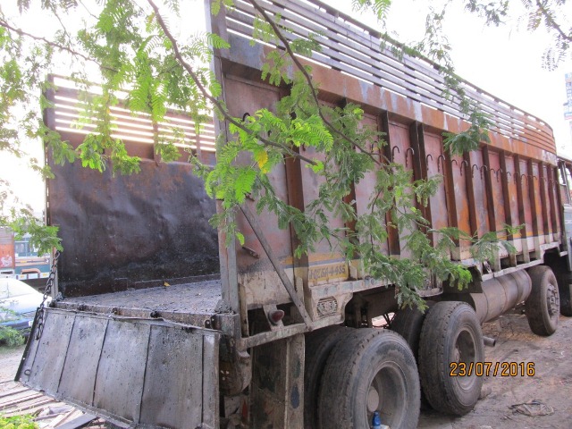 ASHOK-LEYLAND 2010 picture 10
