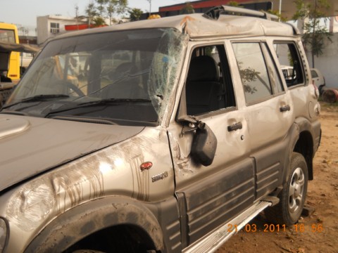 SCORPIO 2006 picture 4